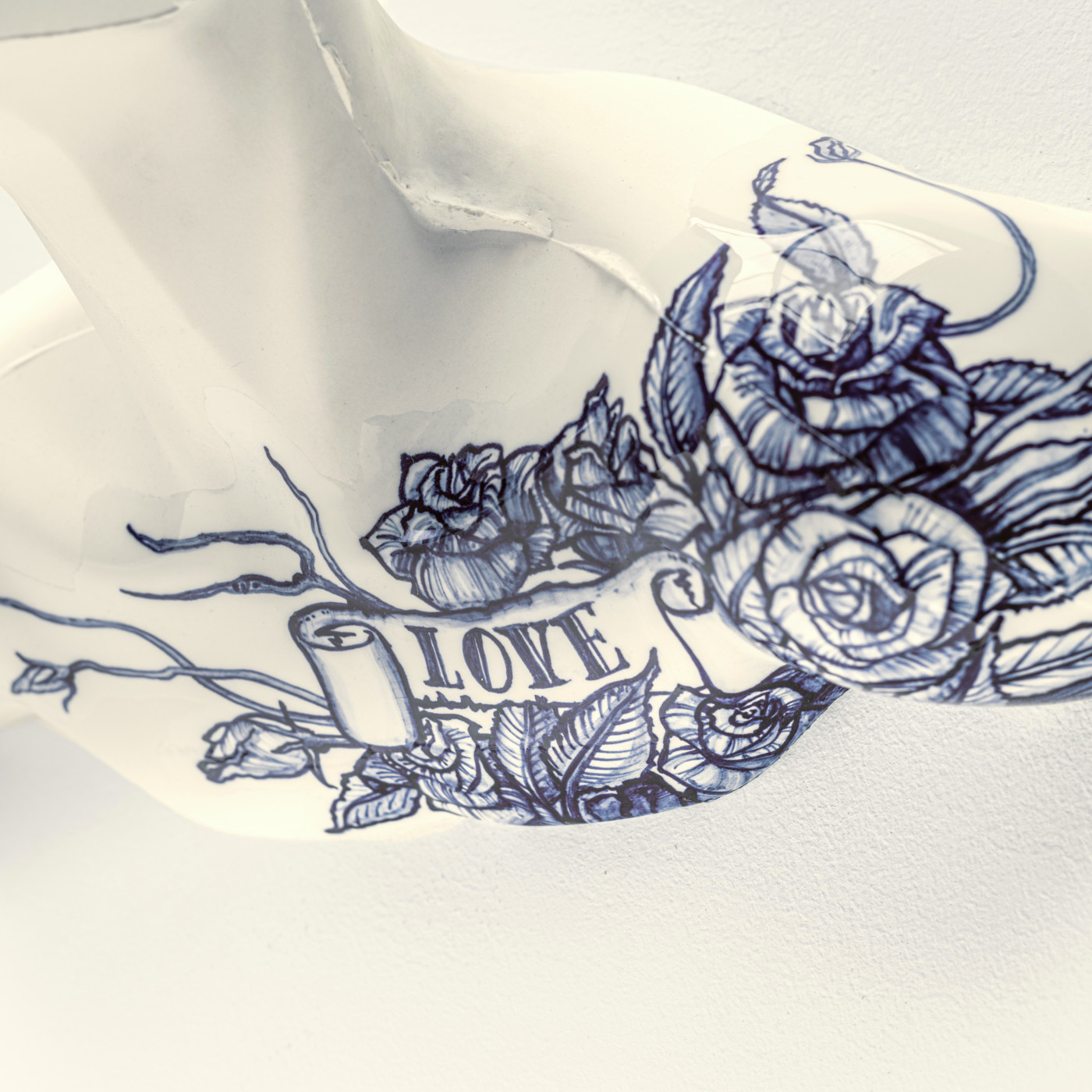 5th. cast raw white blued tattooed detail3
