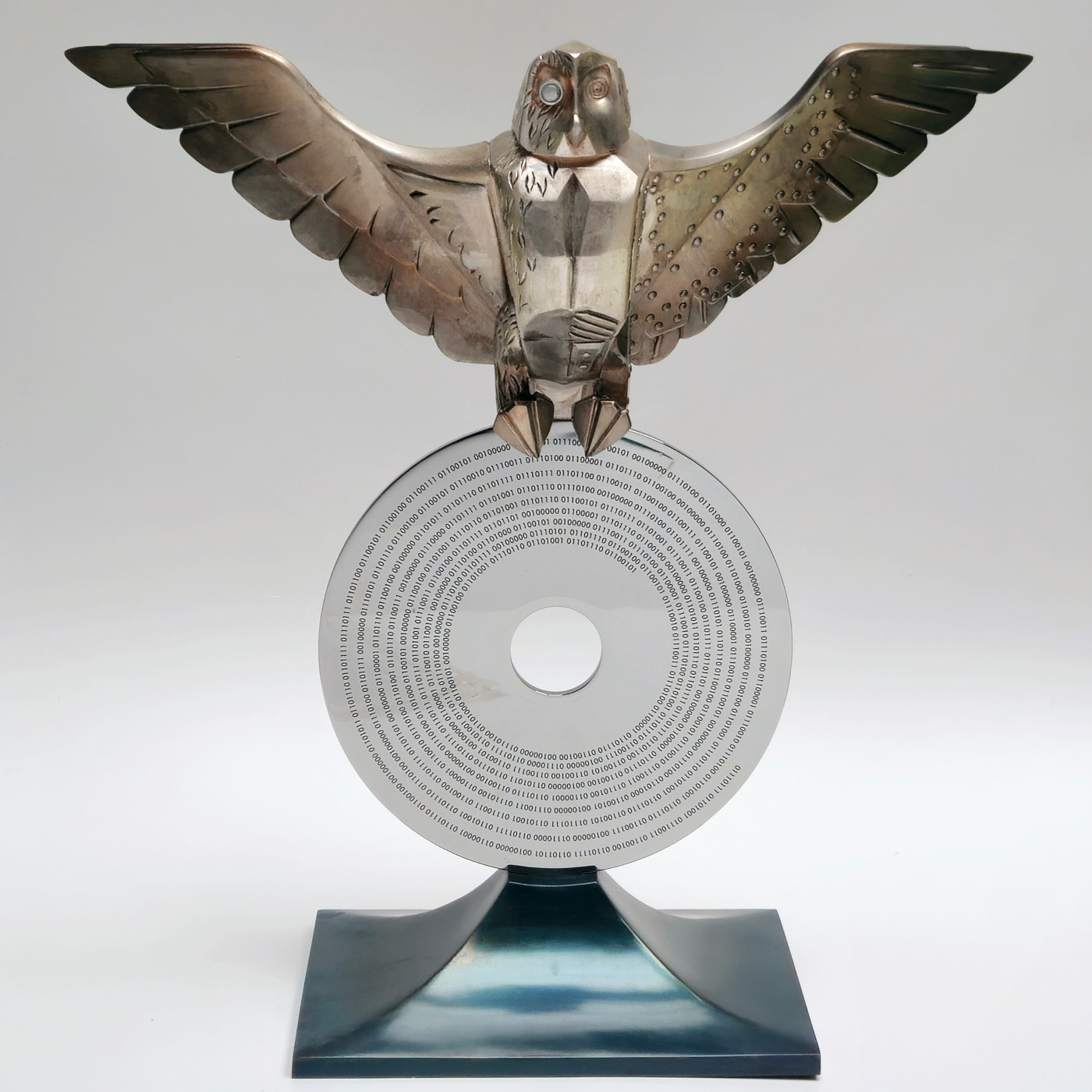 Sculpturen cyber owl1