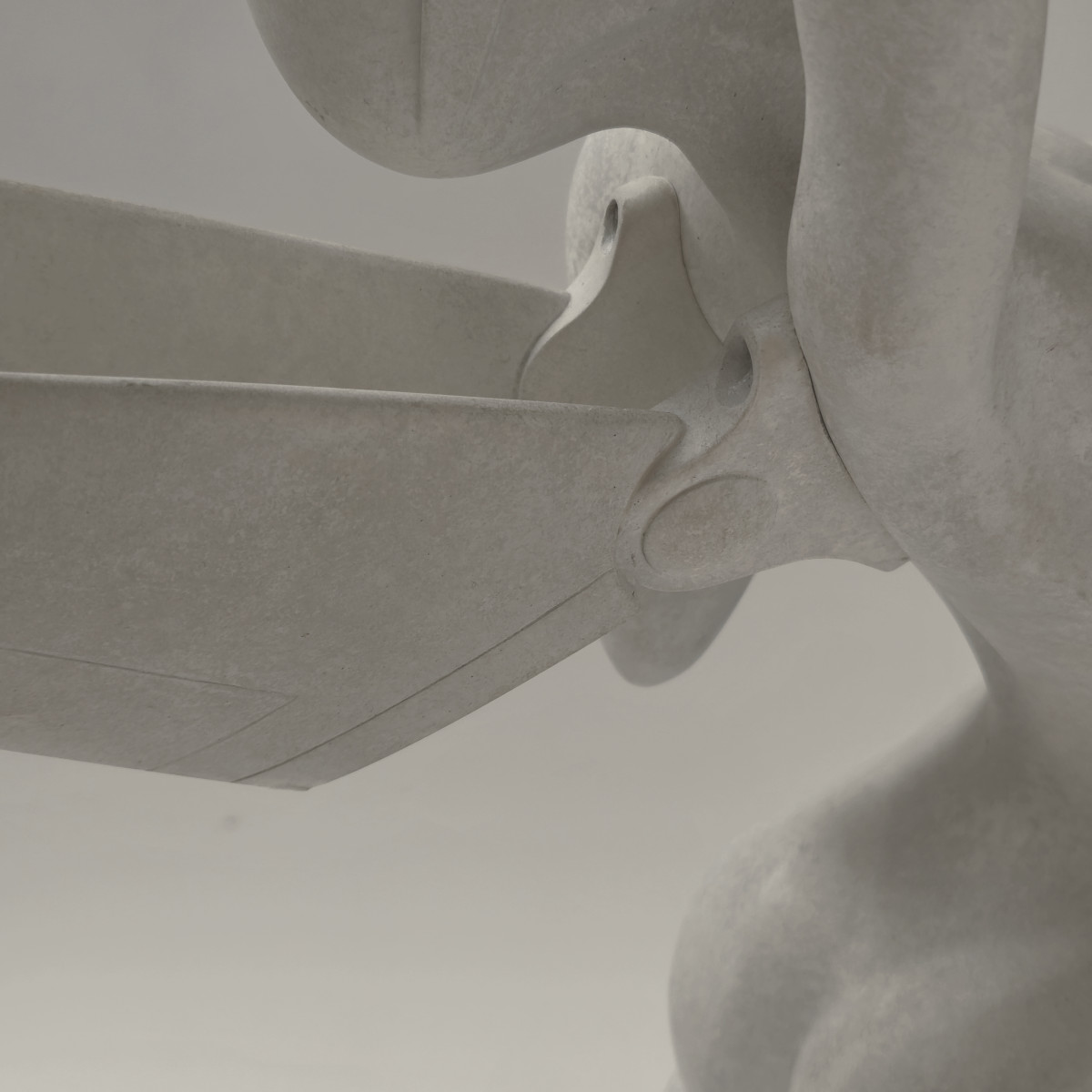 Sculpturen hand van god wit 5a