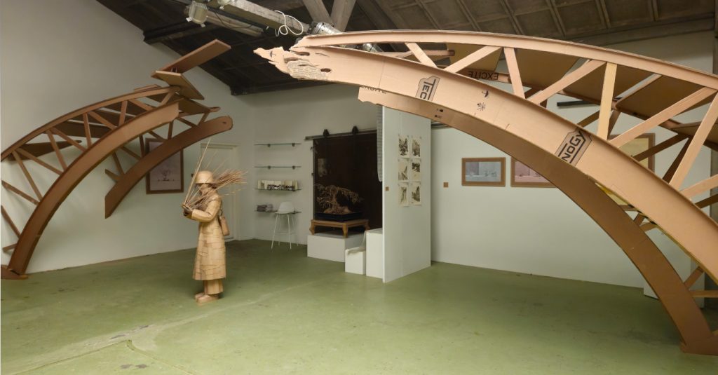 Papier paper bridge