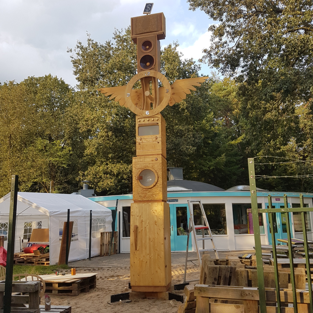 western totem hout